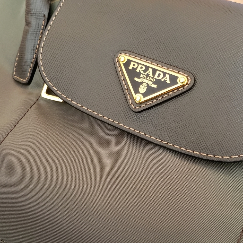 PRADA FUMO TESSUTO NYLON SAFFIANO TOTE BAG BN2106